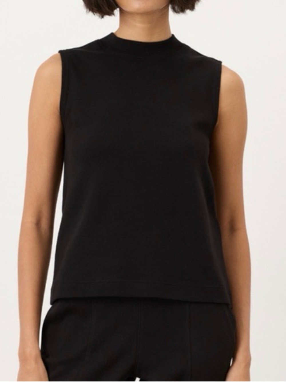 Pact Black Sleeveless Mock-Neck Tank Women’s Large